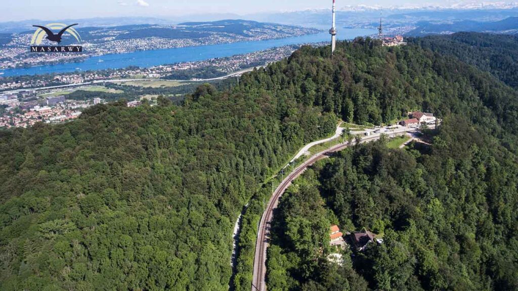 Day 3 nature escape uetliberg mountain review, Day 3 nature escape uetliberg mountain price, zurich to uetliberg, uetliberg hike, uetliberg mountain train from zurich, uetliberg tower, uetliberg how to get there, famosa montaña de zurich, masarwy.ch